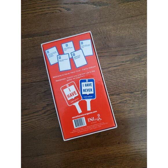 Never Have I Ever - Family Edition Game (2019) COMPLETE - Picture 8 of 8